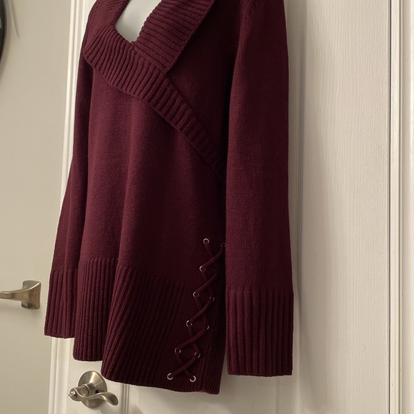 VENUS  Sweater - Picture 3 of 4